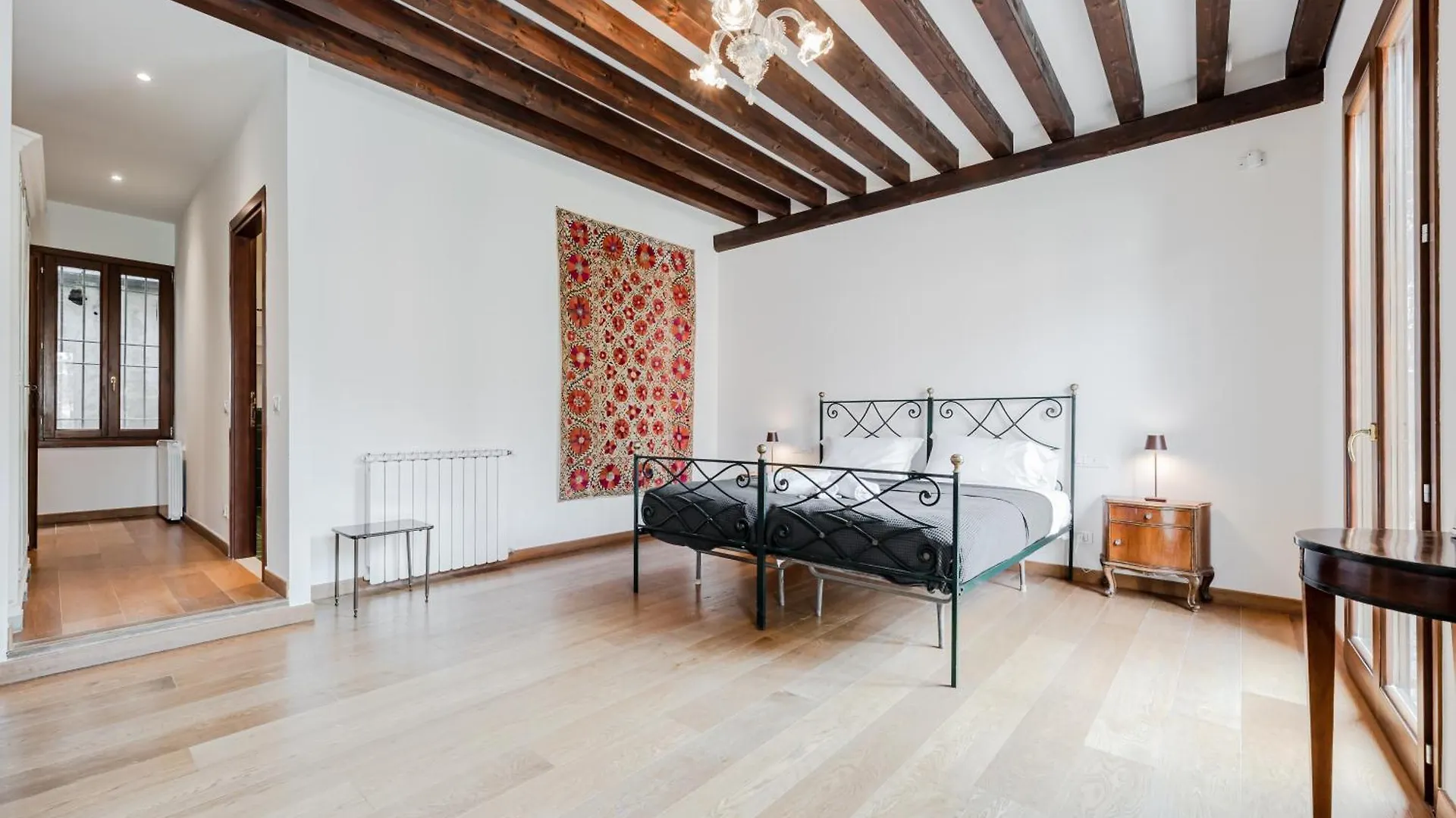 Elegant Apartment 7 Minutes From Piazza San Marco! Venedig