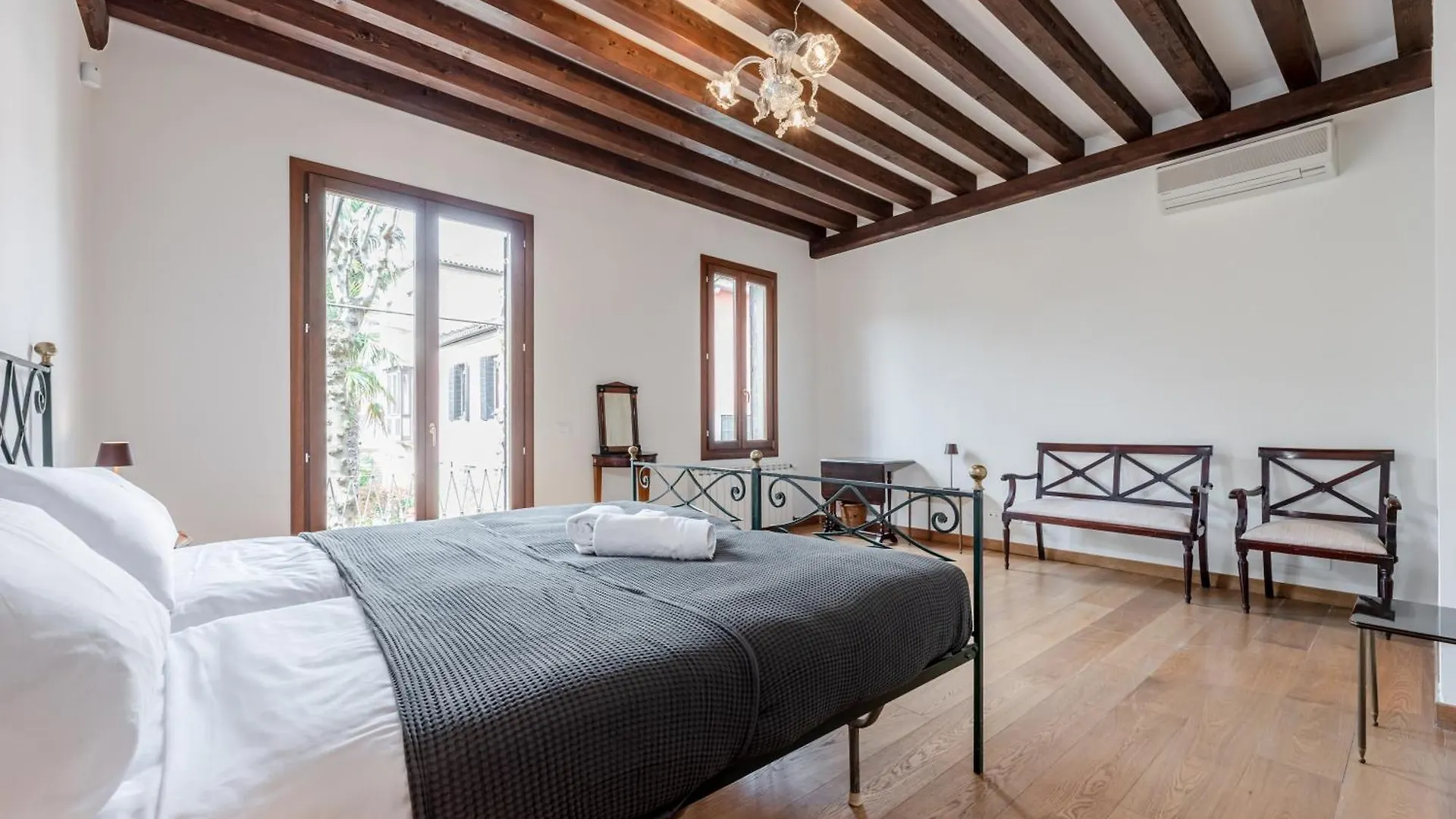 Elegant Apartment 7 Minutes From Piazza San Marco! Venedig 0*,