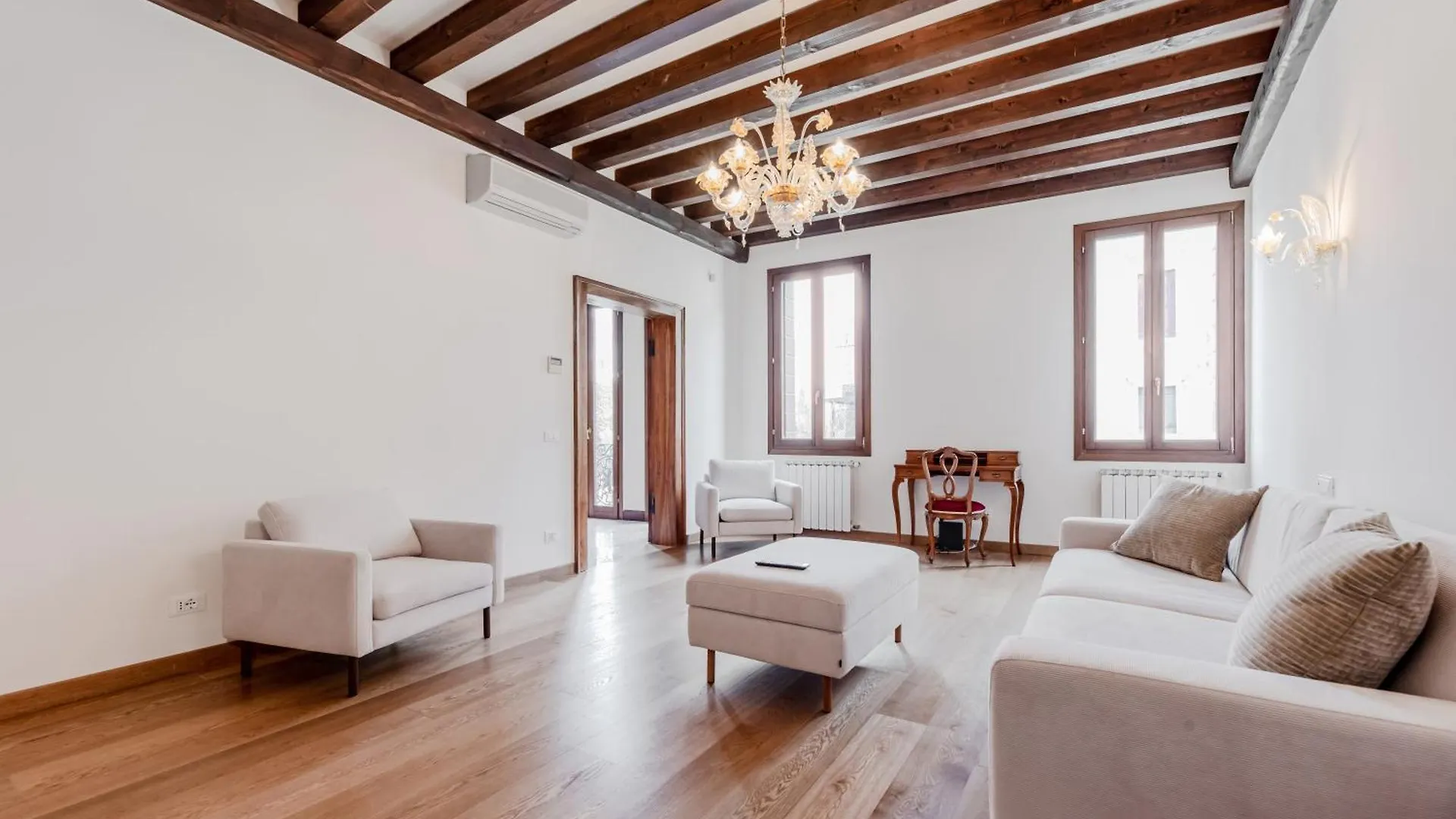 Elegant Apartment 7 Minutes From Piazza San Marco! Venedig Italien